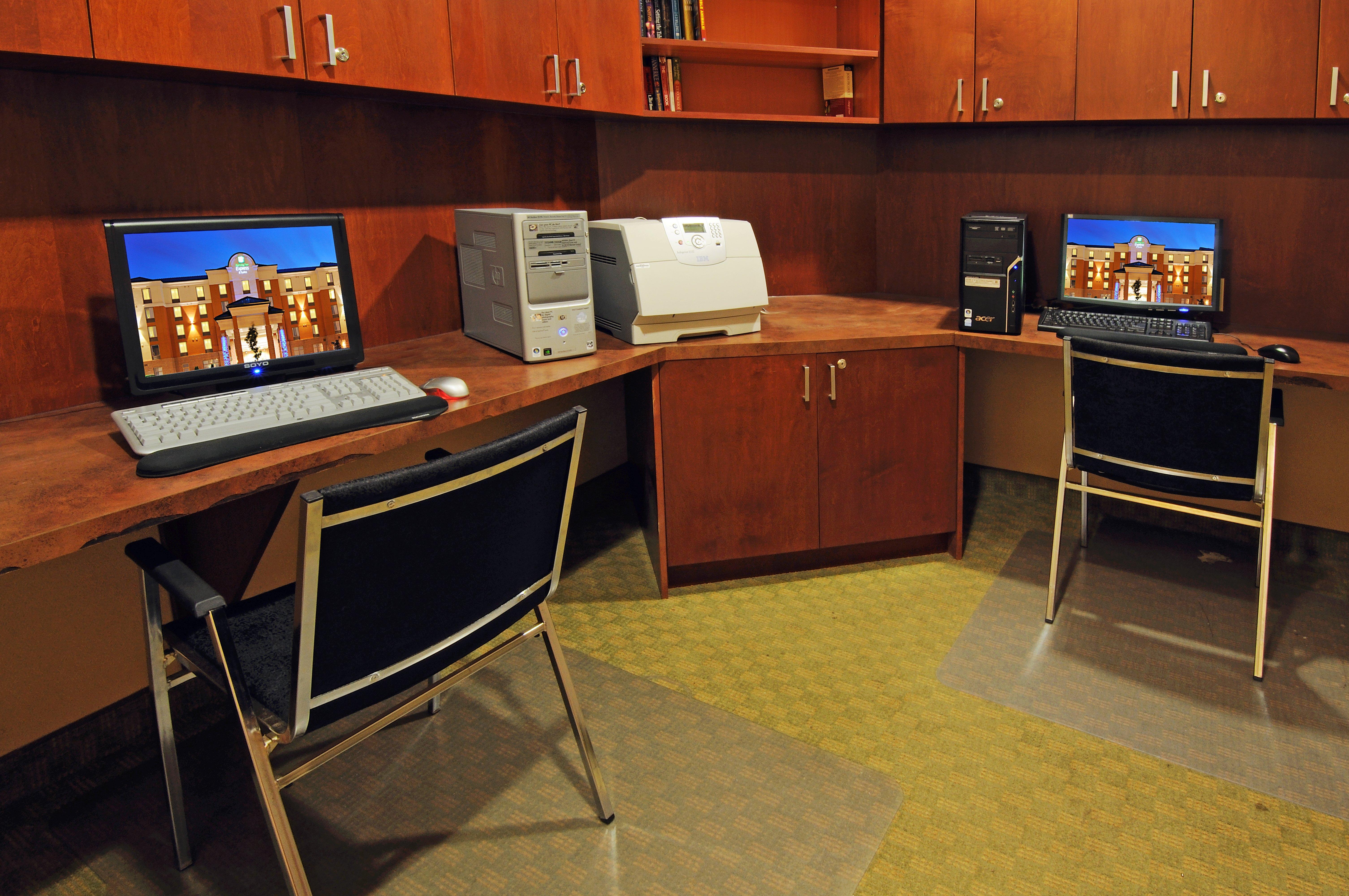 Holiday Inn Express Brampton By Ihg Buitenkant foto