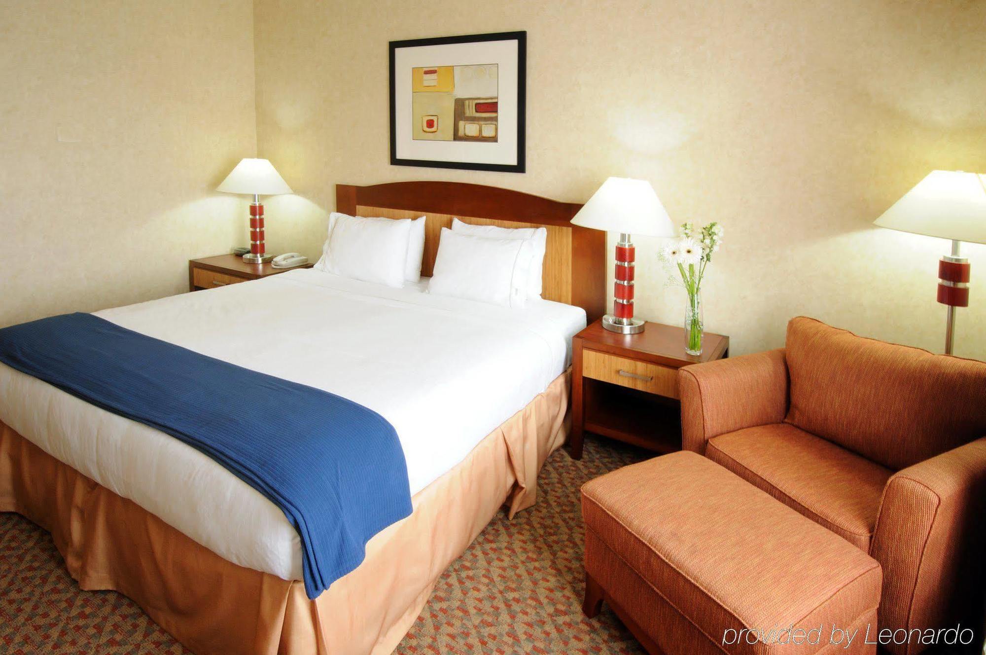 Holiday Inn Express Brampton By Ihg Buitenkant foto